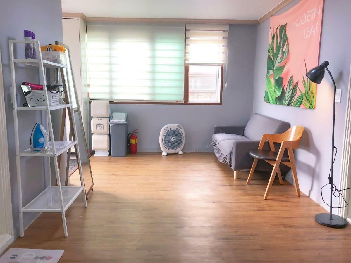 Bomulzip Hongdae Guesthouse سيول المظهر الخارجي الصورة